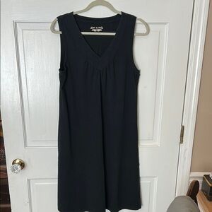 Royal Robbin’s sleeveless cotton blend vneck dress